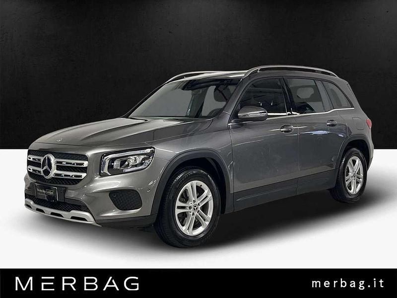 Usata Mercedes GLB180 116 CV (85 kW) 2023 Grigio SUV