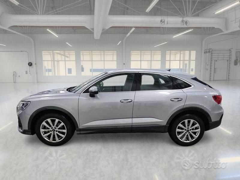 Usata Audi Q3 Business Plus 149 CV (109 kW) 2022 Grigio SUV