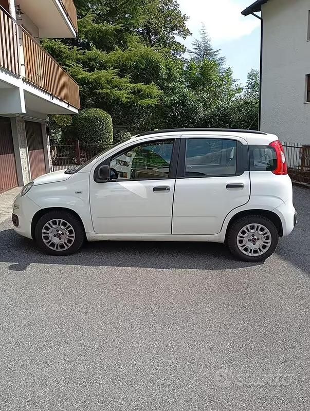 Usata Fiat Panda 69 CV (50 kW) 2015 Bianco Utilitaria
