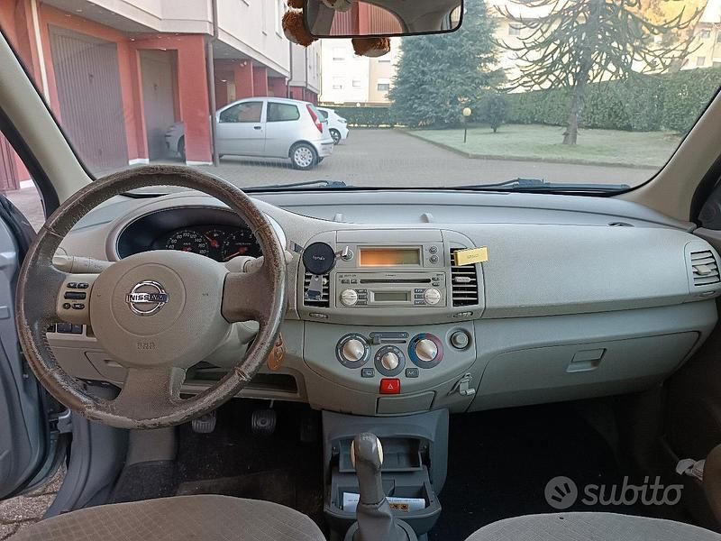 Usata Nissan Micra 80 CV (58 kW) 2005 Grigio Utilitaria