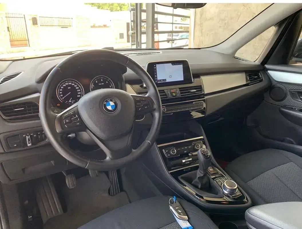 Usata BMW 216 Active Tourer Advantage 116 CV (85 kW) 2018 Blu/azzurro Monovolume