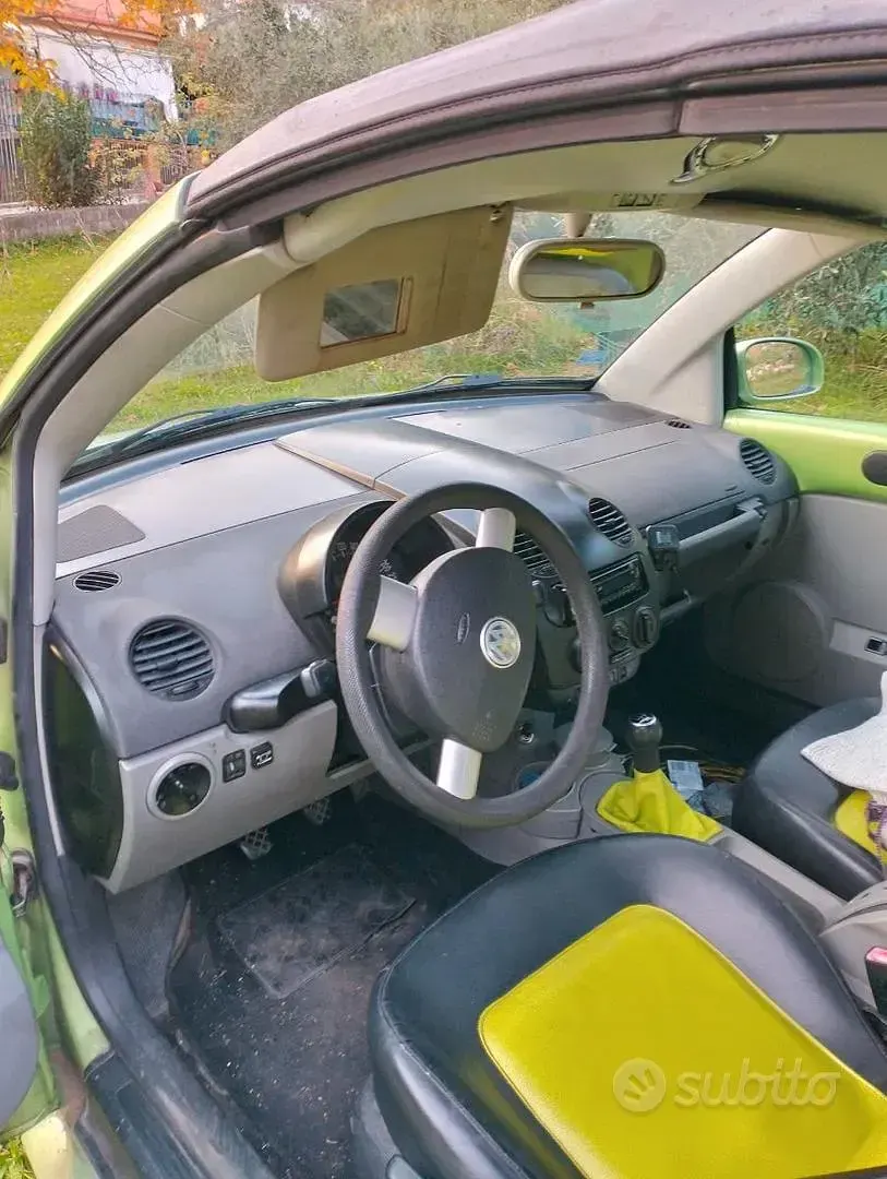 Usata VW New Beetle 102 CV (75 kW) 2004 Utilitaria
