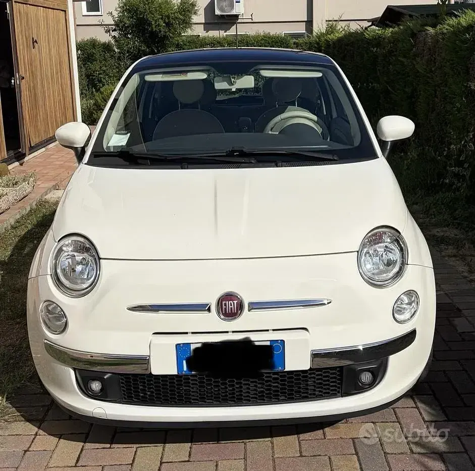 Usata Fiat 500 Lounge 69 CV (50 kW) 2014 Bianco Utilitaria