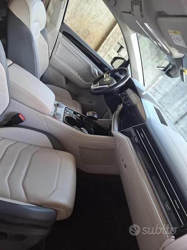 Usado VW Touareg Advance 231 HP (169 kW) 2019 Preto SUV