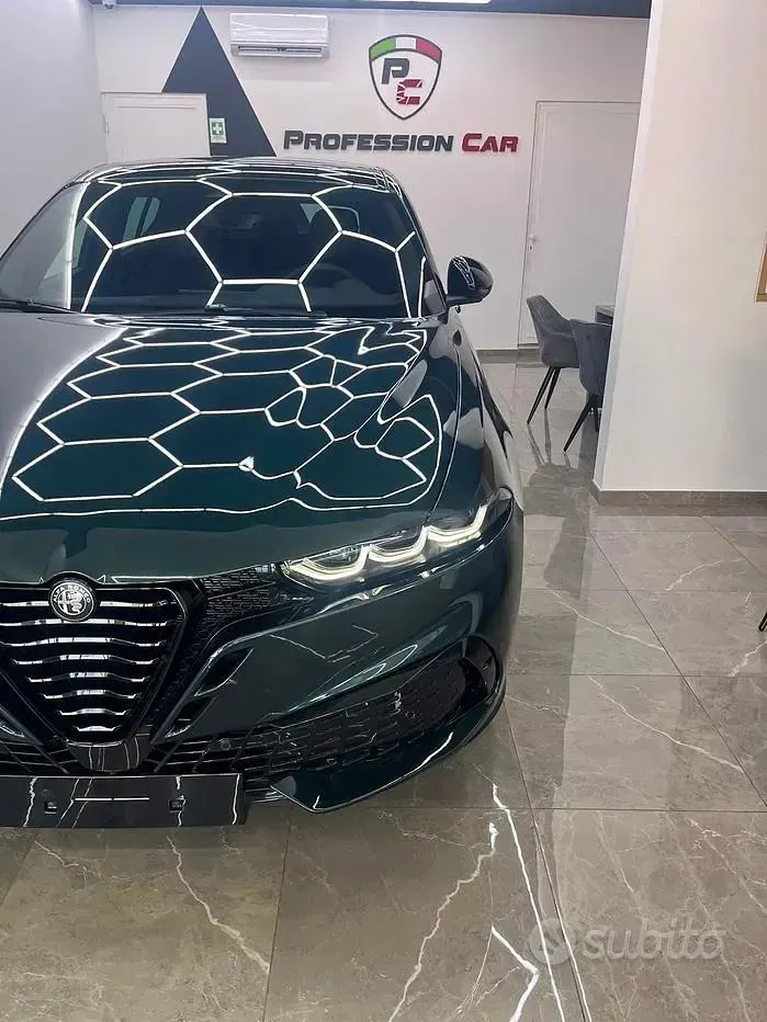Nuova Alfa Romeo Tonale Veloce 131 CV (96 kW) 2026 Verde SUV