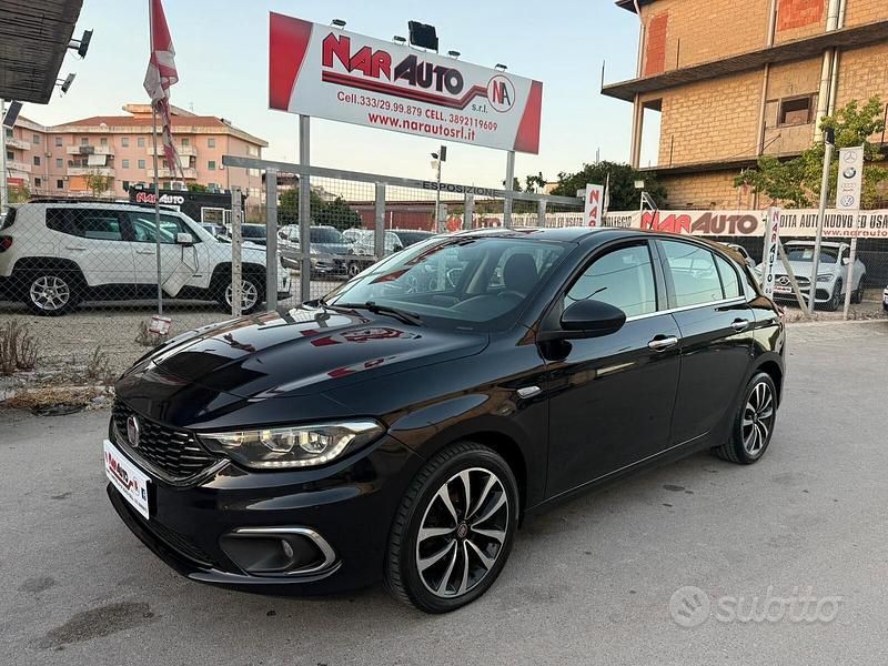 Usata Fiat Tipo Lounge 120 CV (88 kW) 2019 Nero Berlina
