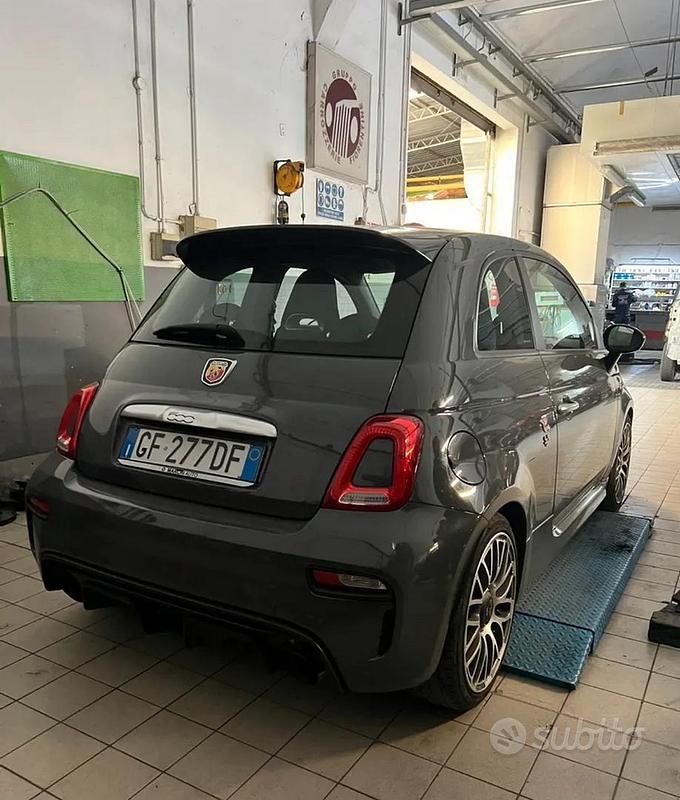 Usata Abarth 595 145 CV (106 kW) 2021 Grigio Utilitaria
