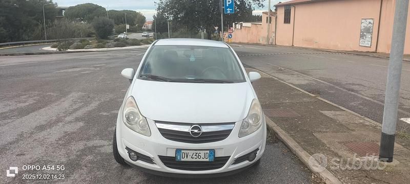 Usata Opel Corsa 2009 Bianco Berlina