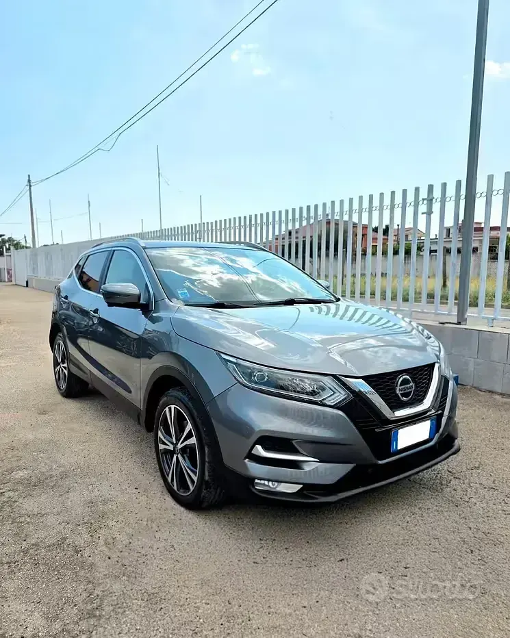 Usata Nissan Qashqai N-Connecta 159 CV (116 kW) 2020 Grigio SUV