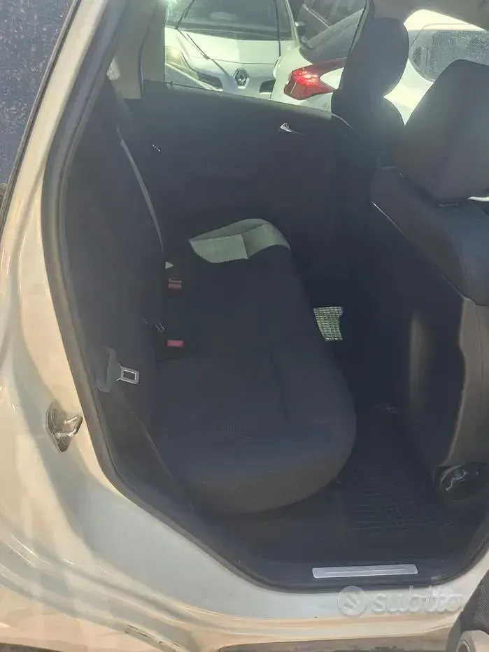 Usata Mercedes A160 Executive 95 CV (69 kW) 2012 Bianco Utilitaria