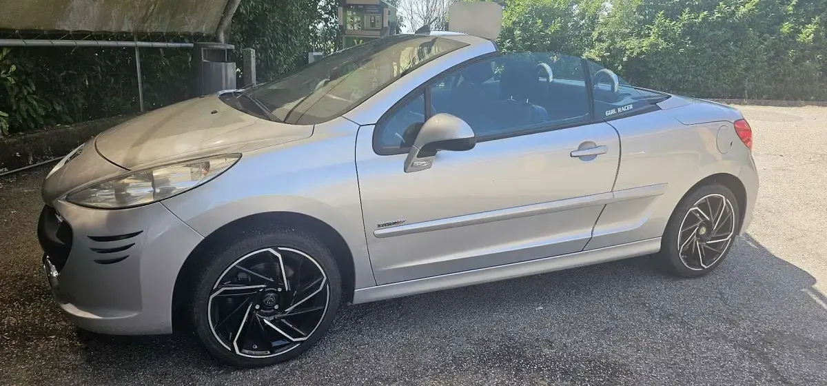 Usata Peugeot 207 CC 120 CV (88 kW) 2009 Cabrio