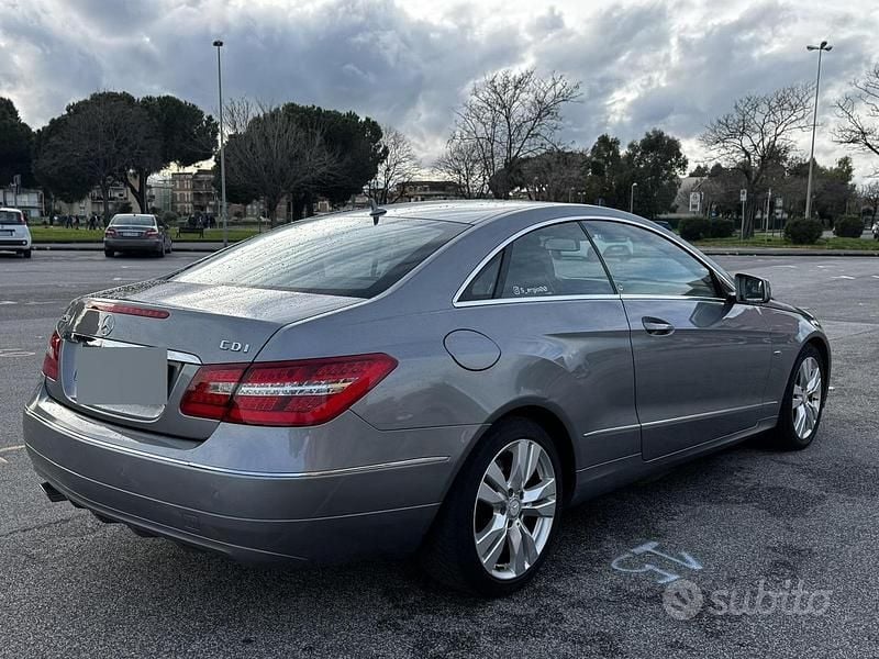 Usata Mercedes E220 170 CV (125 kW) 2012 Coupé