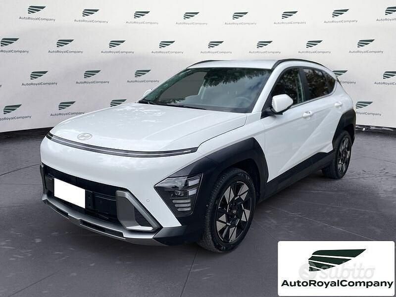 Usata Hyundai Kona 120 CV (88 kW) 2024 Bianco SUV
