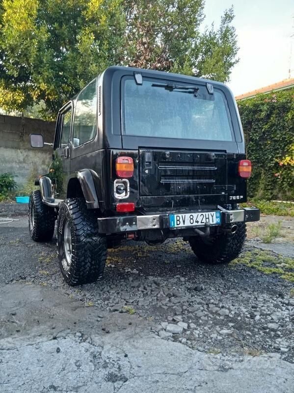Usata Jeep Wrangler 1992 Nero SUV