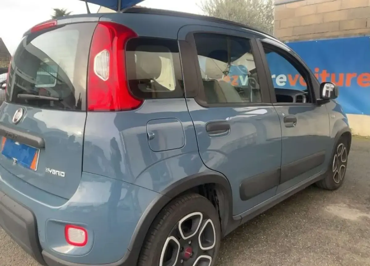 Usata Fiat Panda City Life 69 CV (50 kW) 2021 Blu/azzurro Utilitaria