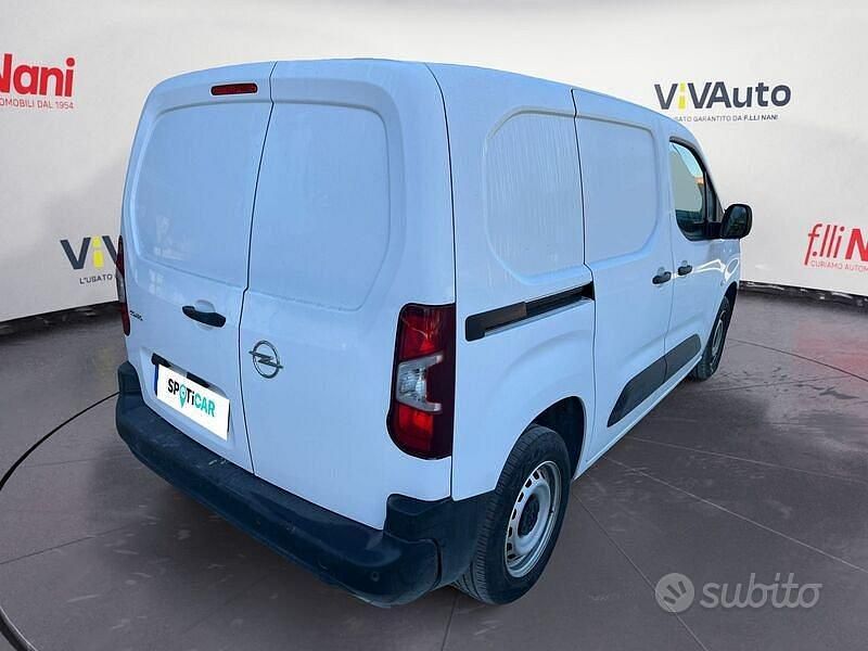 Usata Opel Combo S 102 CV (75 kW) 2024 Bianco Monovolume