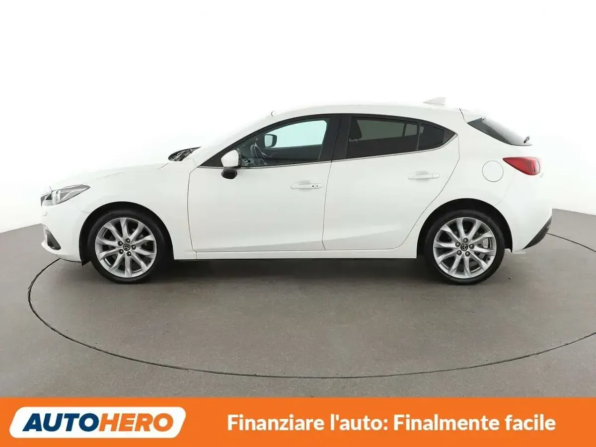 Usata Mazda 3 Exceed 105 CV (77 kW) 2017 Bianco Utilitaria