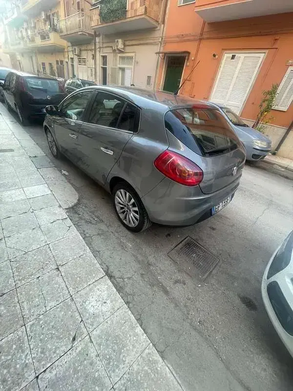 Usata Fiat Bravo Emotion 120 CV (88 kW) 2012 Utilitaria