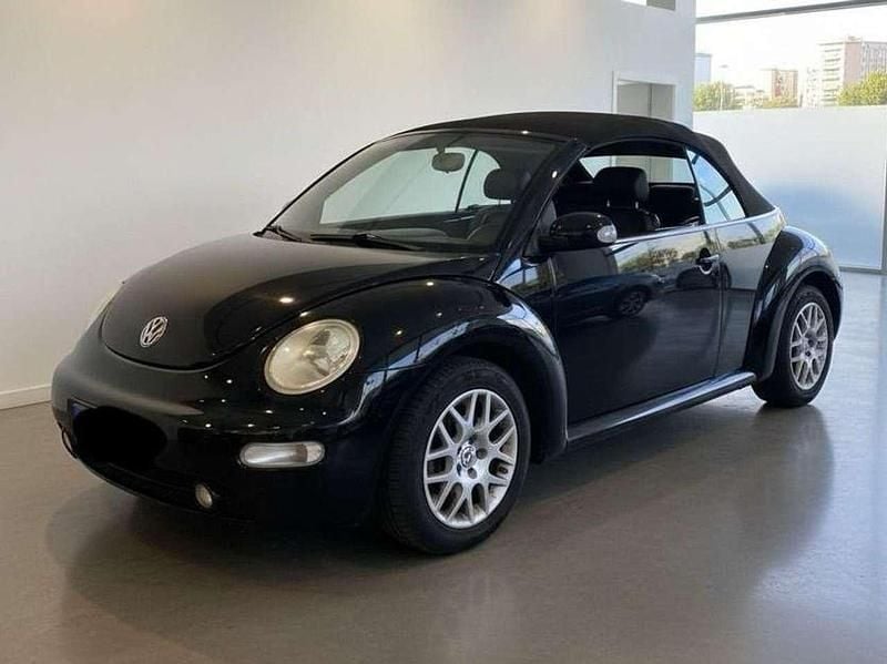 Usata VW New Beetle Cabriolet 101 CV (74 kW) 2005 Nero Cabrio