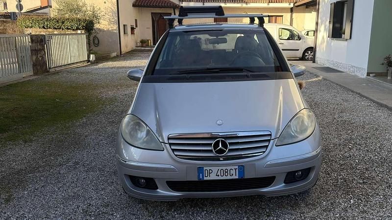 Usata Mercedes A170 Elegance 116 CV (85 kW) 2008 Argento Coupé