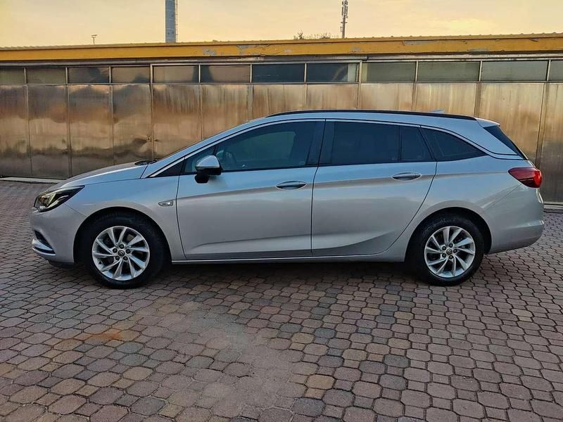 Usata Opel Astra 136 CV (100 kW) 2018 Argento Station wagon
