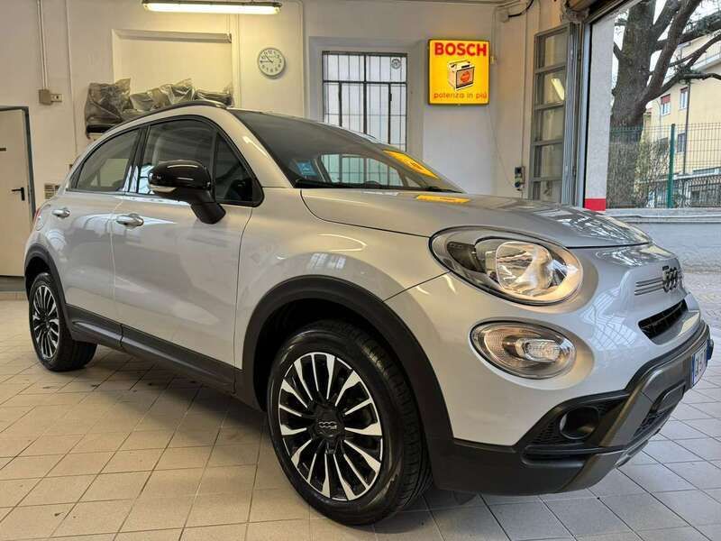 Grigio Usata 2022 Fiat 500X Cross SUV | 17.900 € (Cara) - Immagine 1/4