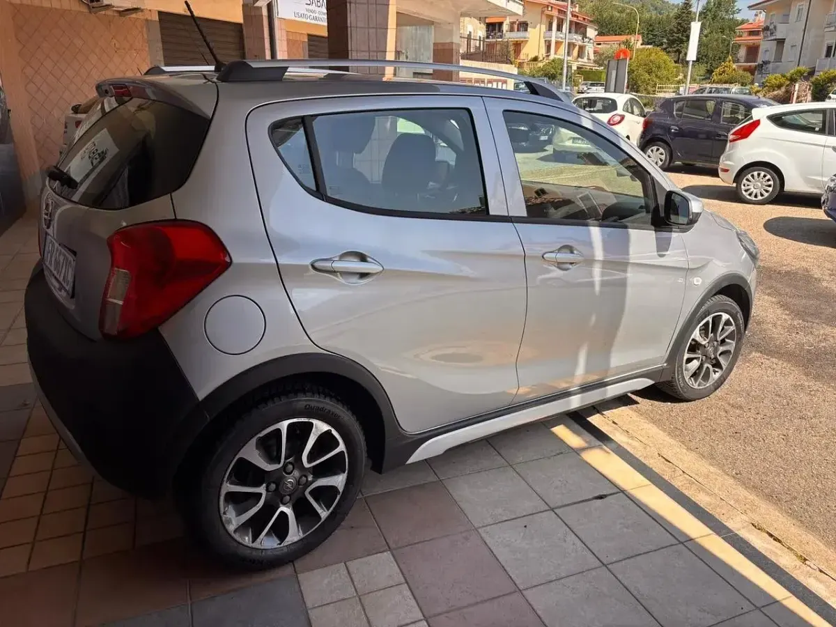Usata Opel Karl 73 CV (53 kW) 2018 Argento Utilitaria