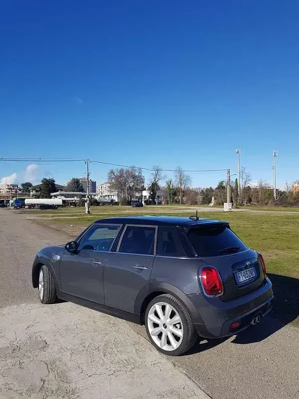 Usata Mini Cooper S Hype 192 CV (141 kW) 2018 Grigio Utilitaria
