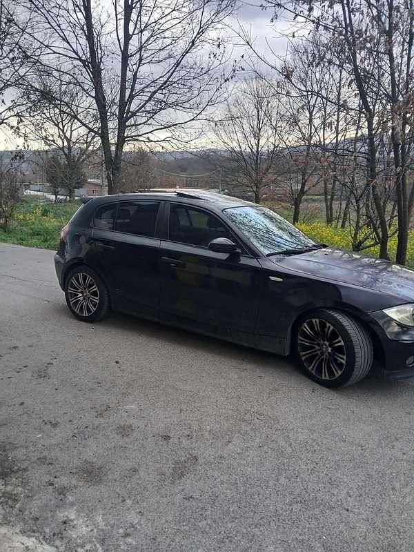 Usata BMW 118 122 CV (89 kW) 2006 Utilitaria