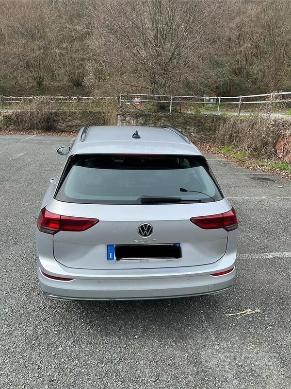 Grigio Usata 2021 VW Golf VIII Style Station wagon | 20.500 € (Cara) - Immagine 1/4