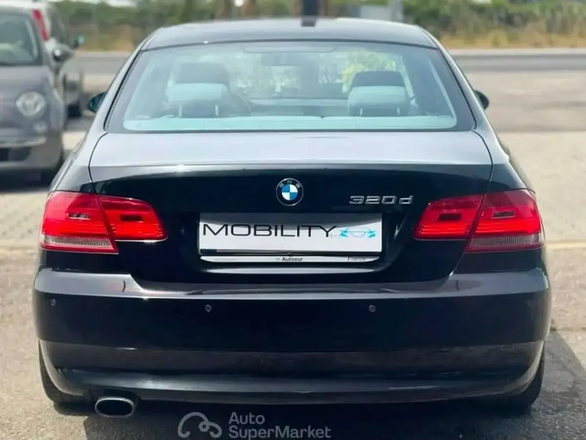 Usata BMW 320 177 CV (130 kW) 2007 Nero Coupé