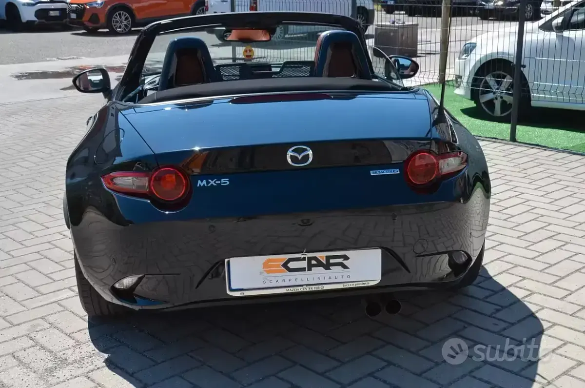 Usata Mazda MX5 Exceed 132 CV (97 kW) 2022 Nero Cabrio