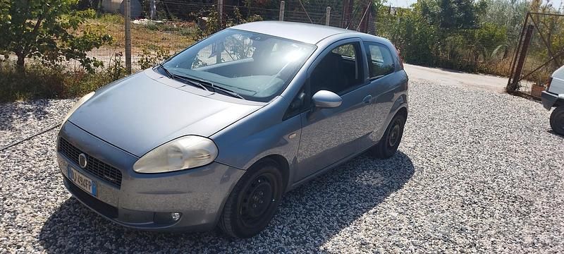 Usata Fiat Grande Punto 120 CV (88 kW) 2007 Utilitaria