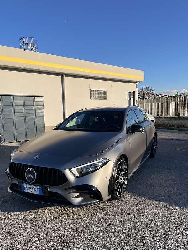 Usata Mercedes A45 AMG 116 CV (85 kW) 2018 Grigio