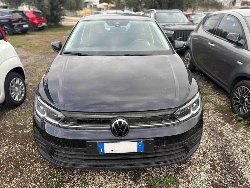 Usata VW Polo Life 95 CV (69 kW) 2023 Nero Utilitaria