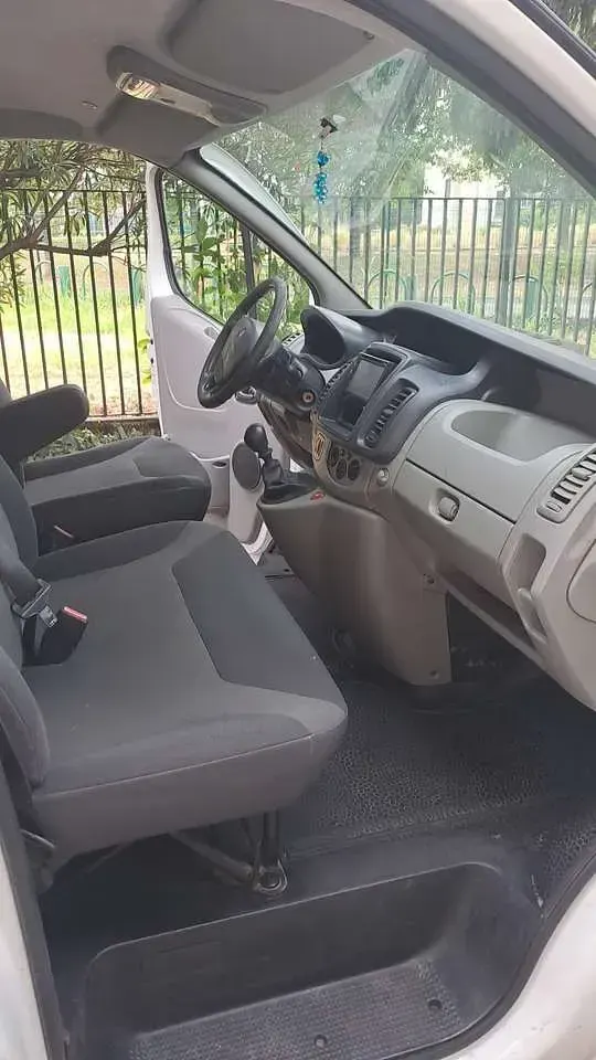 Usata Renault Trafic 114 CV (83 kW) 2013 Bianco Monovolume