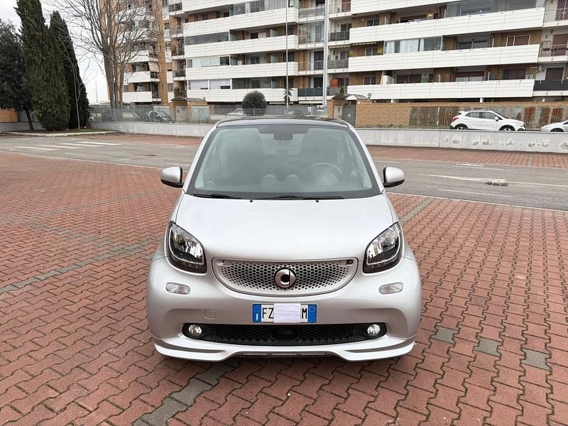 Usata Smart ForTwo Coupé Superpassion 71 CV (52 kW) 2019 Argento Coupé