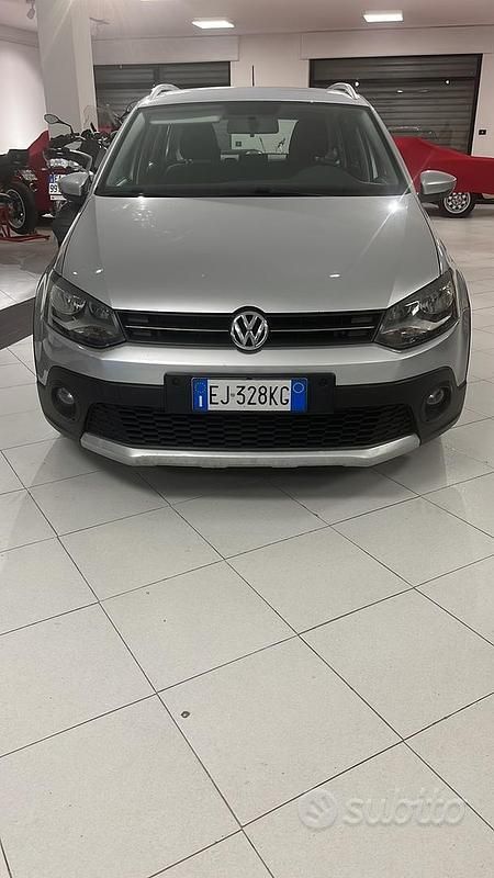 Usata VW Polo Cross 90 CV (66 kW) 2010 Grigio Utilitaria