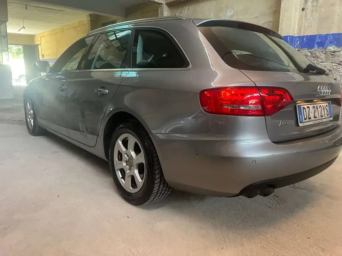 Usata Audi A4 120 CV (88 kW) 2010 Argento Station wagon