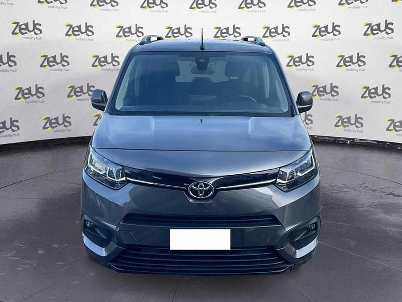 Usata Toyota Proace Executive 102 CV (75 kW) 2020 Grigio Monovolume
