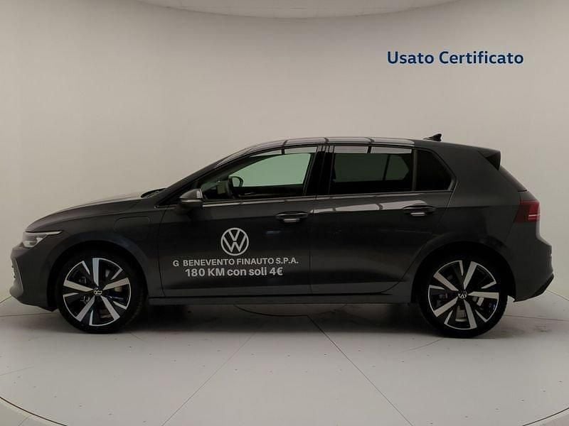 Usata VW Golf VIII Edition 204 CV (150 kW) 2025 Dolphin grey Utilitaria