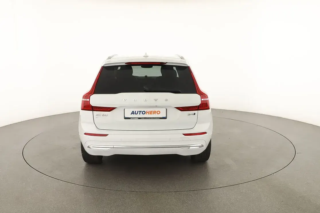 Usata Volvo XC60 Inscription 211 CV (155 kW) 2022 Bianco SUV