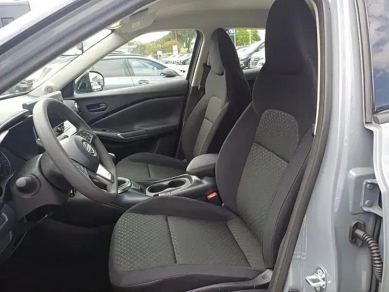 Nuova Nissan Juke Acenta 114 CV (83 kW) 2025 Grigio SUV