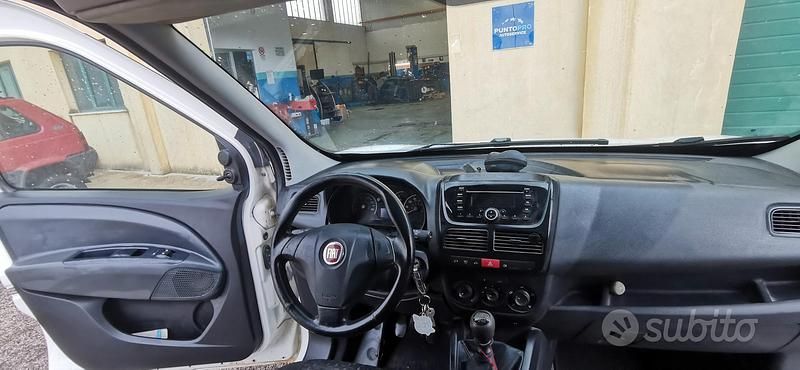 Occasion Fiat Doblò 120 ch (88 kW) 2011 Monospace
