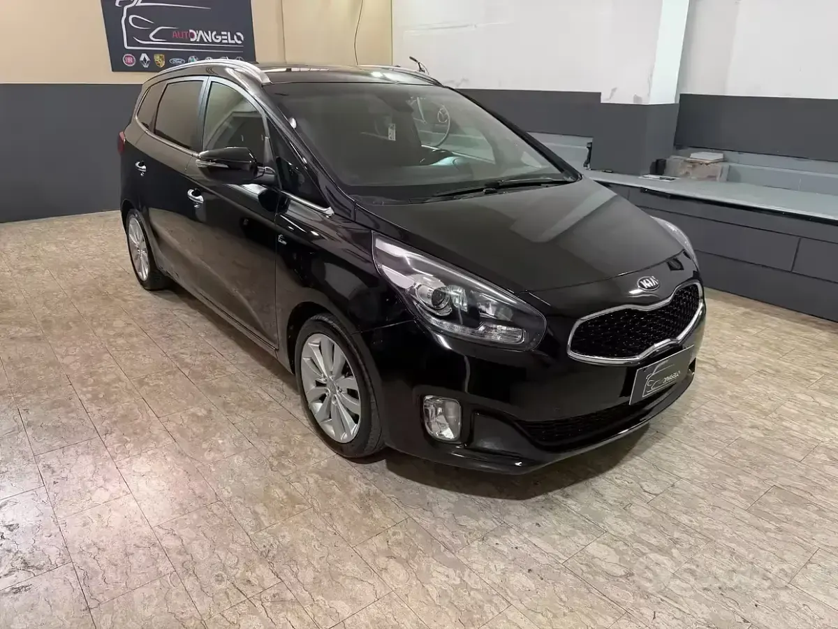 Usata Kia Carens 115 CV (84 kW) 2014 Nero Monovolume