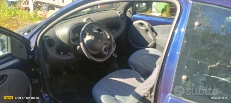 Usata 2001 Ford Ka Due volumi | 750 € (Ottimo prezzo) - Immagine 1/4