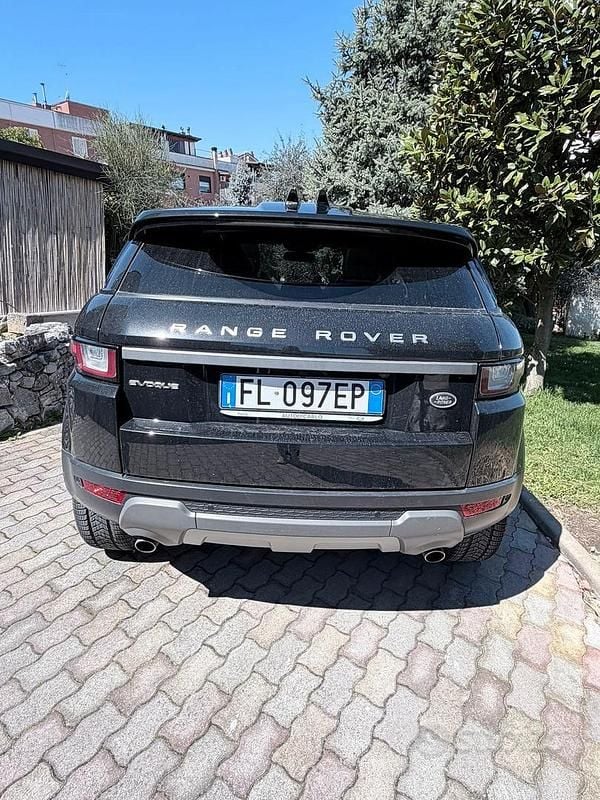 Usata Land Rover Range Rover evoque 150 CV (110 kW) 2017 Nero SUV