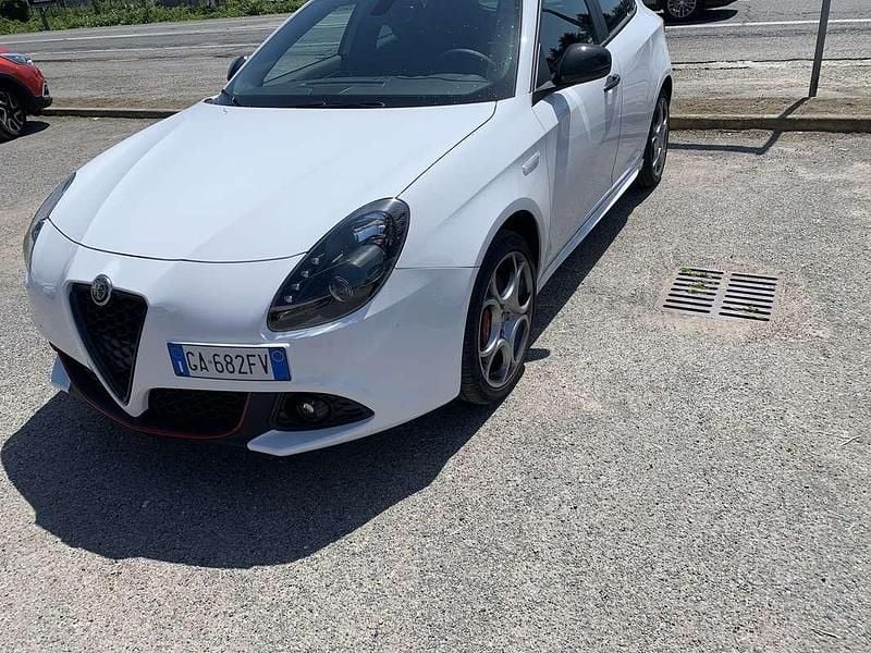 Usata Alfa Romeo Giulietta 120 CV (88 kW) 2020 Bianco Berlina