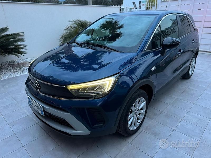 Usata Opel Crossland Ultimate 110 CV (80 kW) 2021 Blu SUV