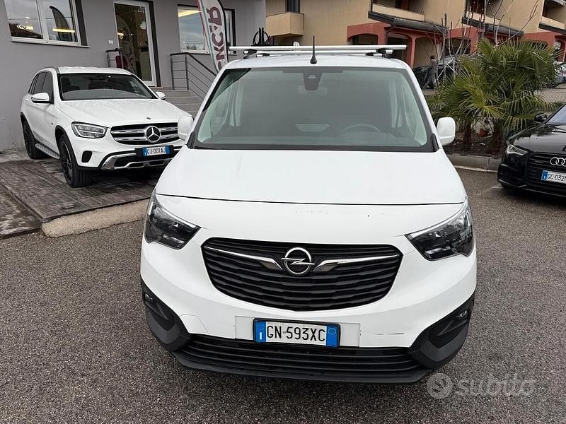 Usata Opel Combo S 102 CV (75 kW) 2023 Bianco Berlina